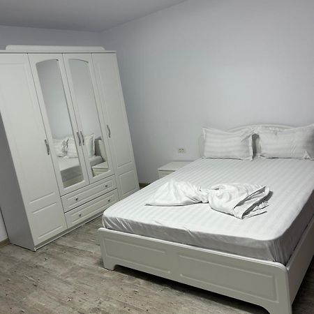 Apartament Laura Mangalia Buitenkant foto